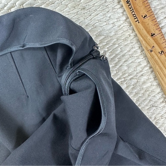 Theory Sz 12 Black Work Pant  Side Zip - Picture 11 of 13
